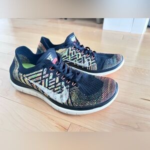 Nike Size 7 Women’s Free 4.0 Flyknit Running shoes